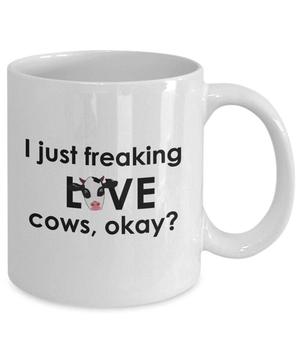 Tasse mit Aufschrift „I Just Freaking Love Cows Ok“ – Lustige Teetasse für heiße Kakao – Neuheit Geburtstag Weihnachten Jahrestag Gag Geschenkidee
