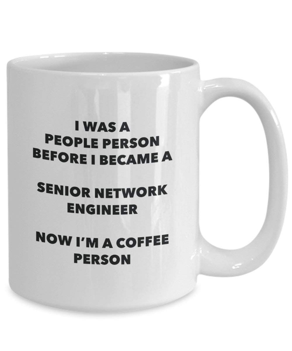 Senior ingénieur réseau Café personne Mug – Funny Tasse à thé de cacao – Anniversaire de Noël amateur de café mignon Gag Gifts Idée 11oz blanc