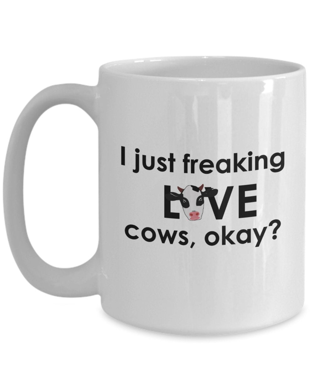 Tasse mit Aufschrift „I Just Freaking Love Cows Ok“ – Lustige Teetasse für heiße Kakao – Neuheit Geburtstag Weihnachten Jahrestag Gag Geschenkidee
