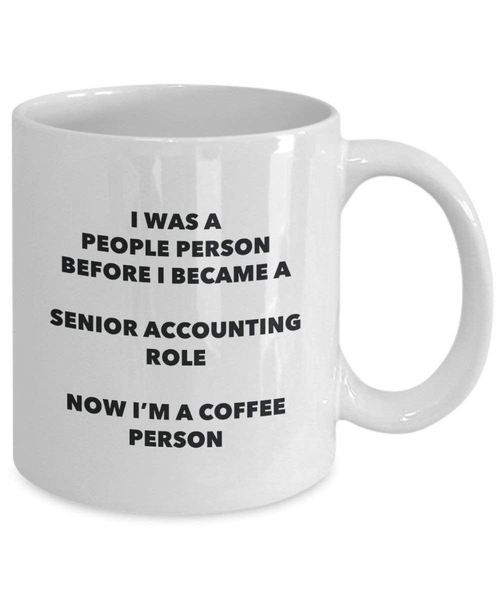 Senior Accounting Rolle Kaffee Person Tasse – Funny Tee Kakao-Tasse – Geburtstag Weihnachten Kaffee Lover Cute Gag Geschenke Idee 15oz weiß