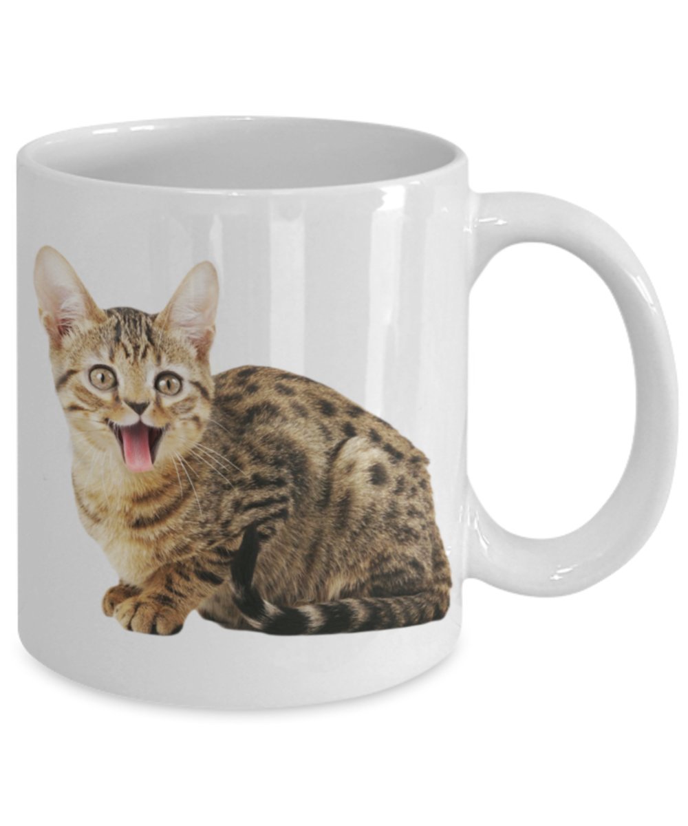 Smiling Cat Mug – Cat Lover Gift - Funny Tea Hot Cocoa Coffee Cup - Novelty Birthday Christmas Gag Gifts Idea