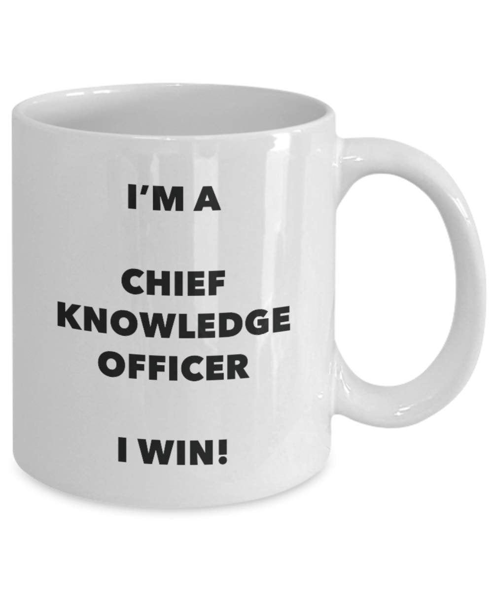 Chief Connaissances officier Mug – Je suis un directeur Connaissances I Win. – Funny Tasse à café – Fantaisie anniversaire Idée de Gag cadeaux de Noël 11oz blanc