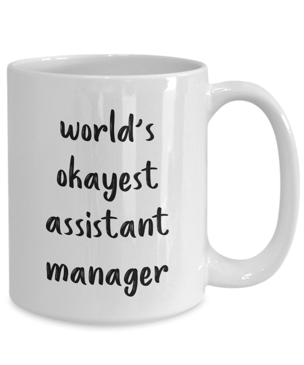 Tasse mit englischer Aufschrift"World's Okayest Assistent", lustige Teetasse, Kaffeetasse – Neuheit Geburtstag Weihnachten Jahrestag Gag Geschenkidee
