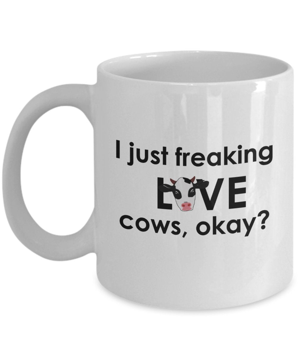 Tasse mit Aufschrift „I Just Freaking Love Cows Ok“ – Lustige Teetasse für heiße Kakao – Neuheit Geburtstag Weihnachten Jahrestag Gag Geschenkidee