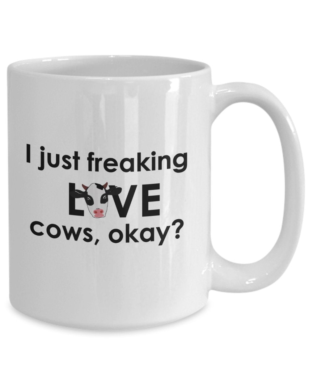 Tasse mit Aufschrift „I Just Freaking Love Cows Ok“ – Lustige Teetasse für heiße Kakao – Neuheit Geburtstag Weihnachten Jahrestag Gag Geschenkidee