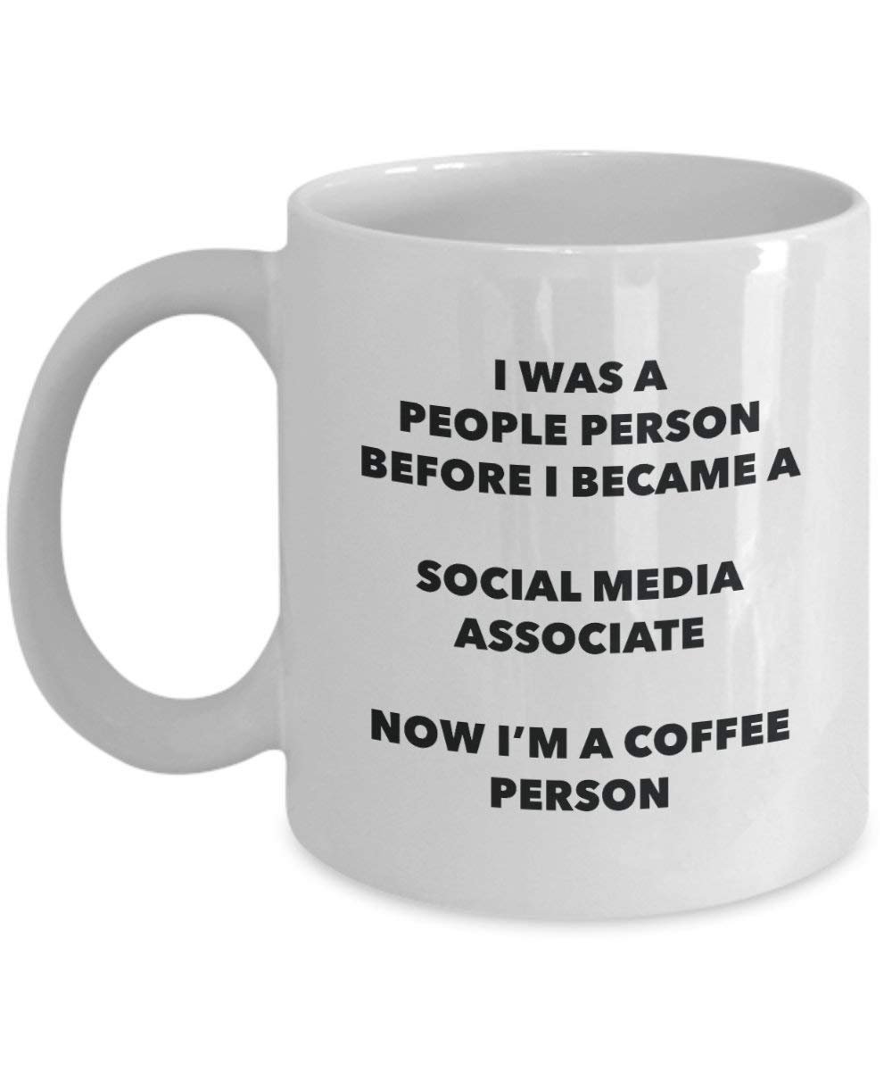 Social Media Associate Kaffee Person Tasse – Funny Tee Kakao-Tasse – Geburtstag Weihnachten Kaffee Lover Cute Gag Geschenke Idee 15oz weiß