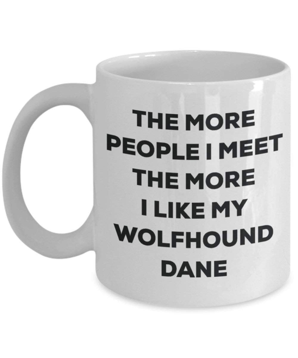 The more people i meet the more i Like My Wolfhound Dane mug – Funny Coffee Cup – Christmas Dog Lover cute GAG regalo idea 15oz Infradito colorati estivi, con finte perline