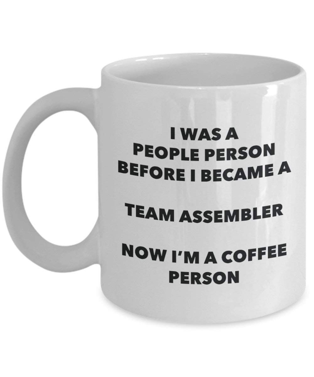 Team assembler personne à café Mug Tasse à thé de cacao – rigolo – Anniversaire de Noël amateur de café mignon Gag Gifts Idée 11oz blanc