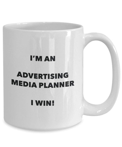 Werbung Media Planer Tasse – Ich bin ein Werbung Media Planer I Win. – Funny Kaffeetasse – Neuheit Geburtstag Weihnachten Gag Geschenke Idee 11oz weiß