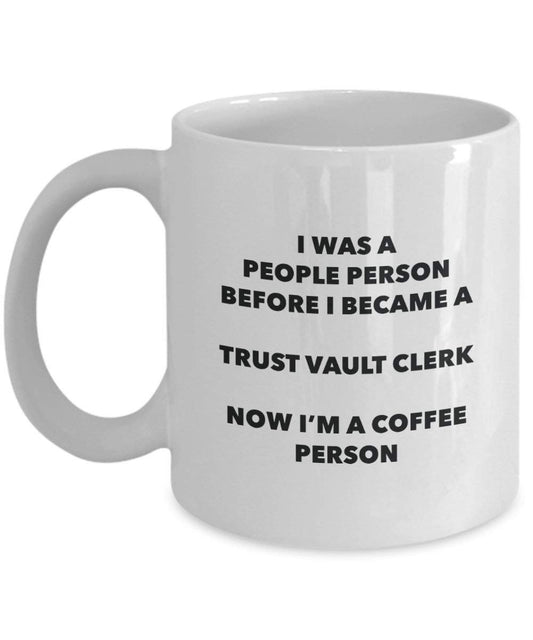 Trust Vault Clerk Kaffee Person Tasse – Funny Tee Kakao-Tasse – Geburtstag Weihnachten Kaffee Lover Cute Gag Geschenke Idee